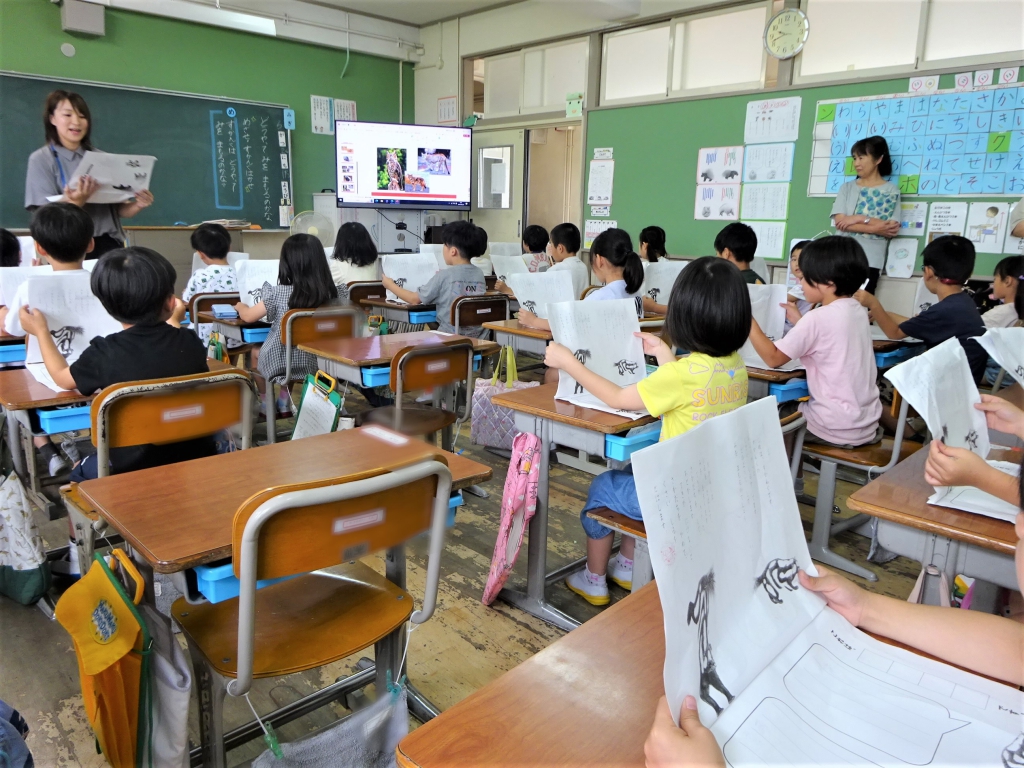 高校の授業で彫刻で彫った「鶏」 生きる